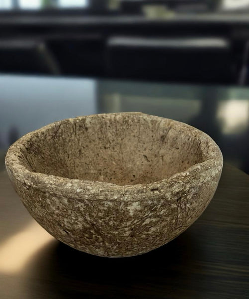 9-inch Round Hypertufa Planter - Rustic Stone-Look Succulent Pot.N22006